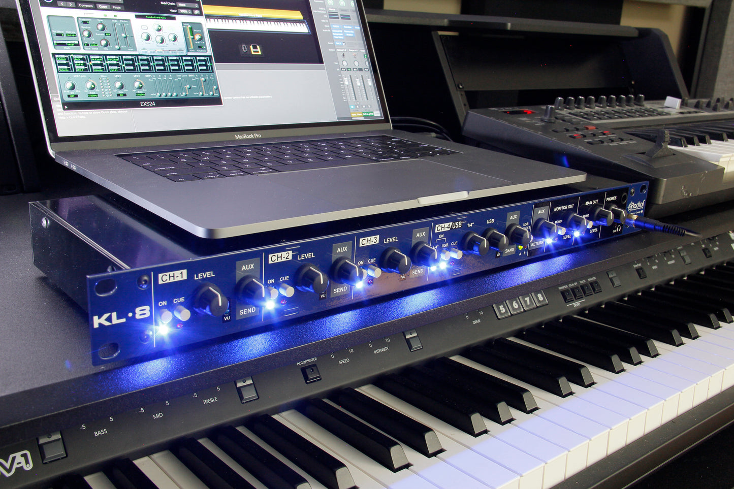 Radial KL-8 Ultimate Keyboard Control
