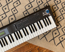 Load image into Gallery viewer, Korg X5D Digital Music Synthesizer
