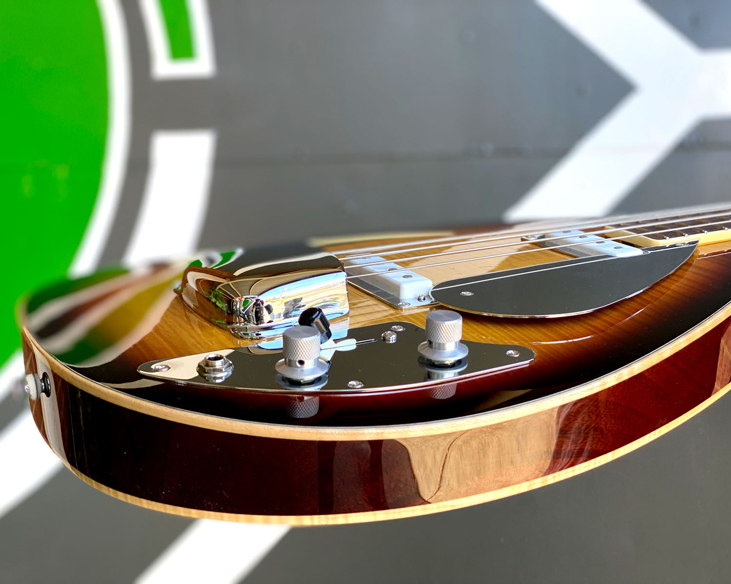 Limited Edition VOX Teardrop Bass - Sunburst – Found Sound