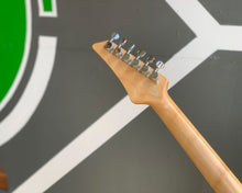 Load image into Gallery viewer, Line 6 JTV-69 James Tyler Variax Modeling Electric Guitar Lake Placid Blue
