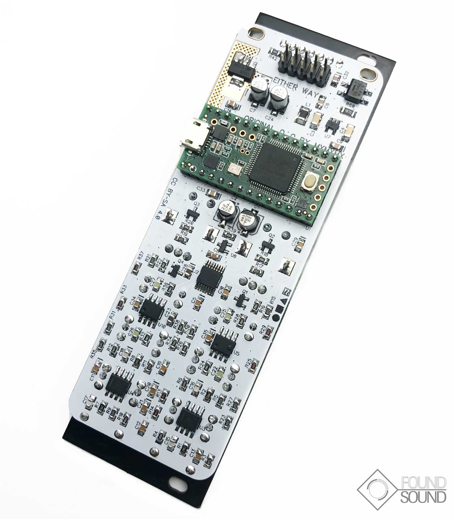 uO_C μO_C Ornament & Crime モジュラーシンセ