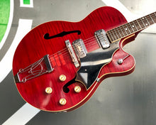 Load image into Gallery viewer, &#39;62 Maton EG 240 Supreme w/ OHSC &amp; Paperwork
