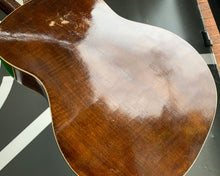 Load image into Gallery viewer, &#39;51 Maton HG25 Professional Model w/ OHSC  🇦🇺
