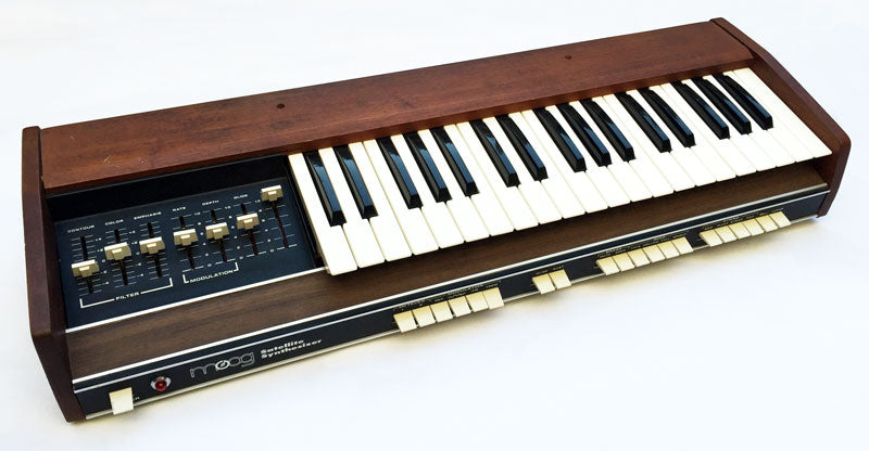 Moog satellite deals synthesizer