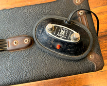 Load image into Gallery viewer, Music Man 112RD Sixty Five
