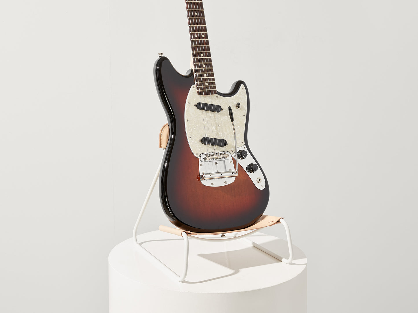 Fender American Performer Mustang - 3-Tone Sunburst