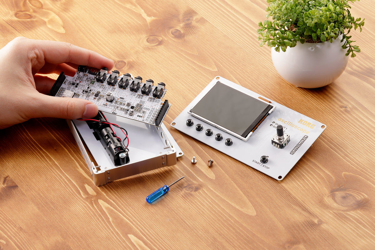 Limited Edition KORG NTS-2 Oscilloscope Kit & Bjooks Patch & Tweak with Korg Bundle