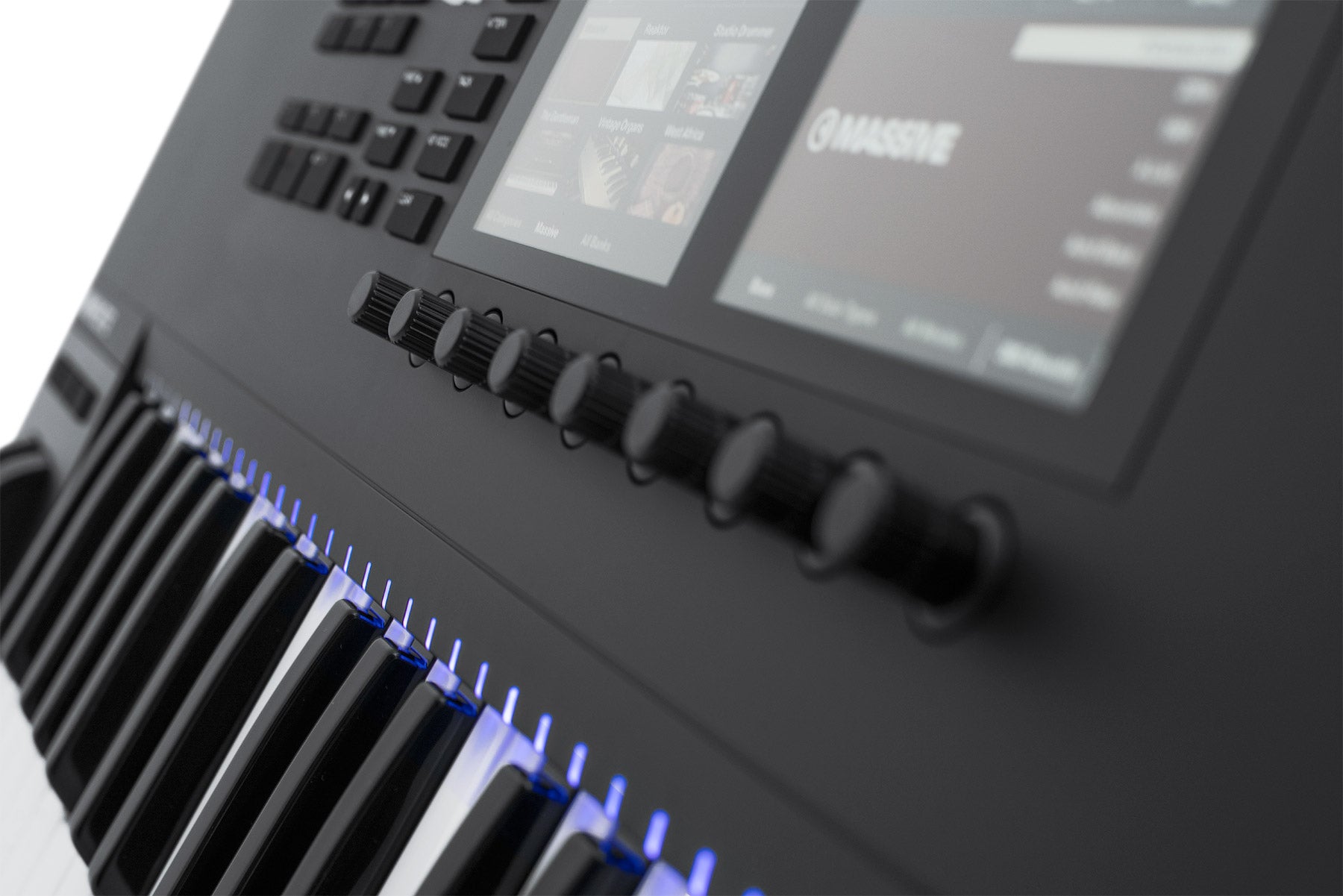 Native Instruments Kontrol S49 Mk2 – Found Sound