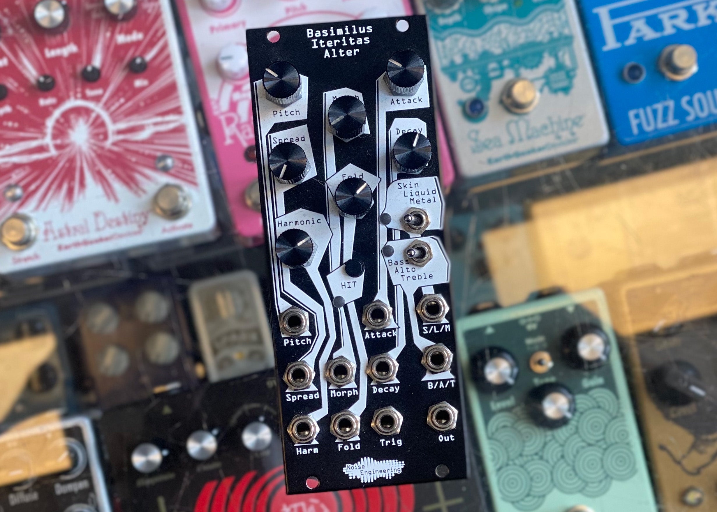 Basimilus Iteritas Alter ユーロラック モジュラーシンセ Noise