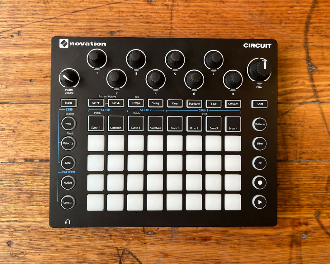 Novation Circuit