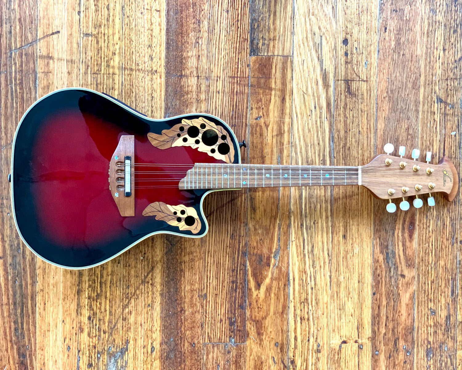 OVATION　Celebrity Mandolin MCS-148 Ovation MCS-148 Acoustic/Electric mandolin- SOLD - Greg