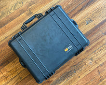 Load image into Gallery viewer, Pelican 1600

