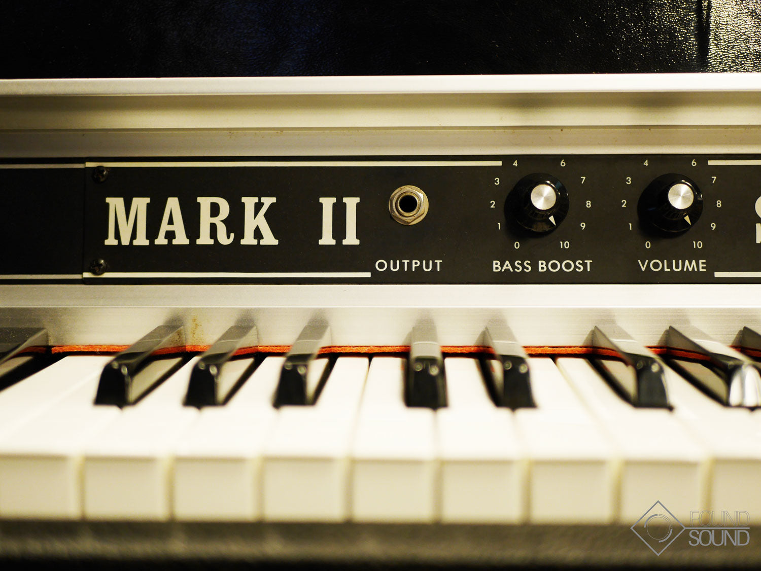 Fender Rhodes Mark II Stage Piano Seventy Three – Found Sound