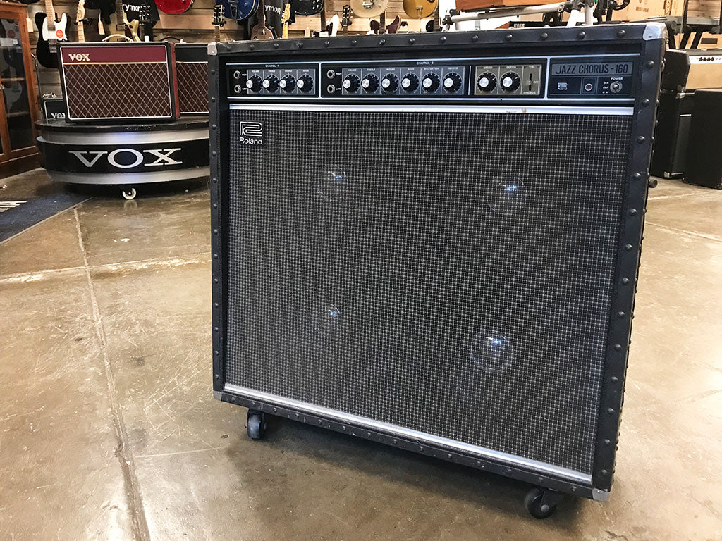 Roland JC-160