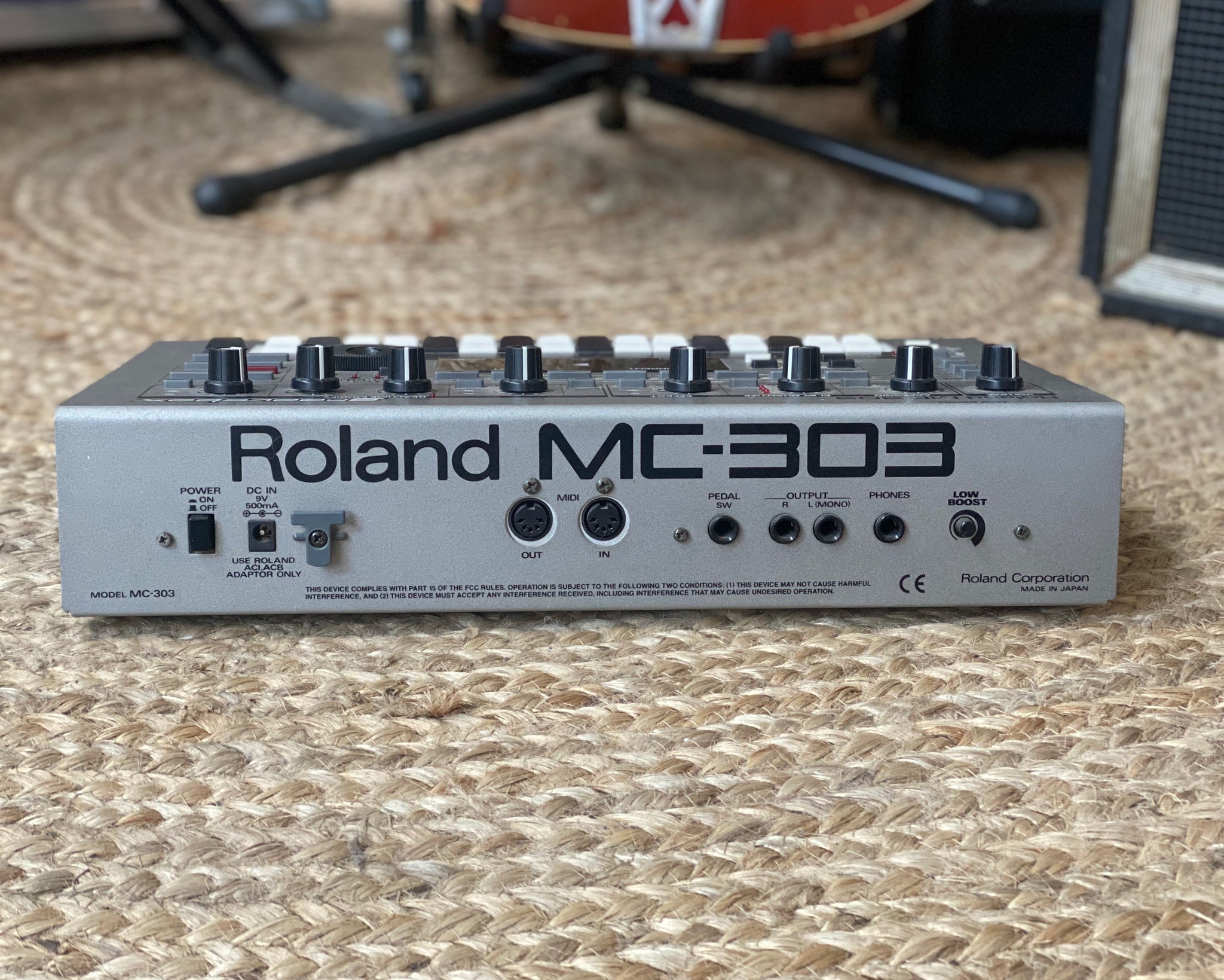 Roland MC-303 Groovebox – Found Sound