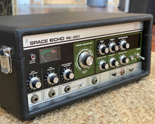 Load image into Gallery viewer, &#39;77 Roland RE-201 Space Echo - Serviced
