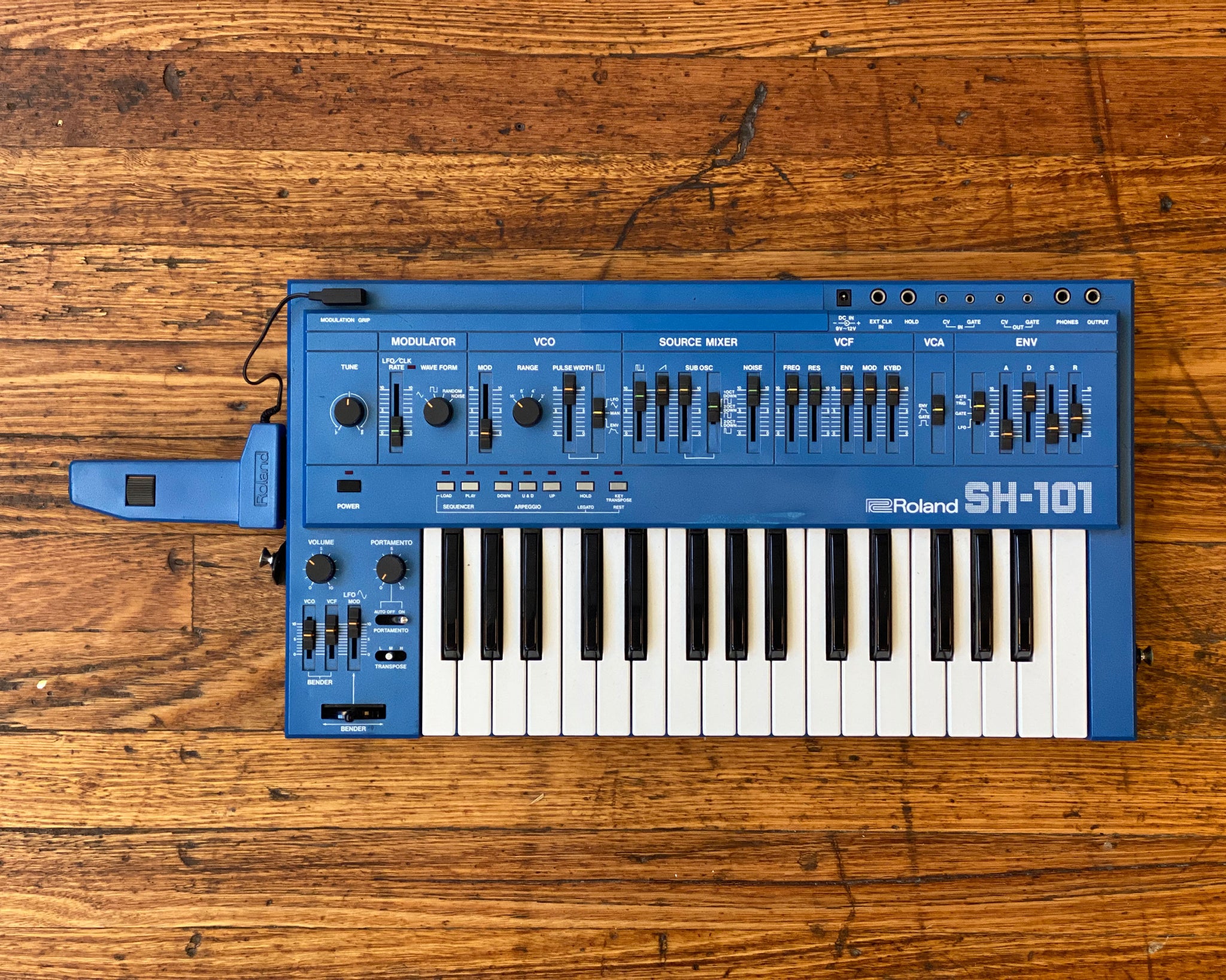 レビュー高評価のおせち贈り物 - SH-101 Roland Blue Sound Found – 鍵盤楽器
