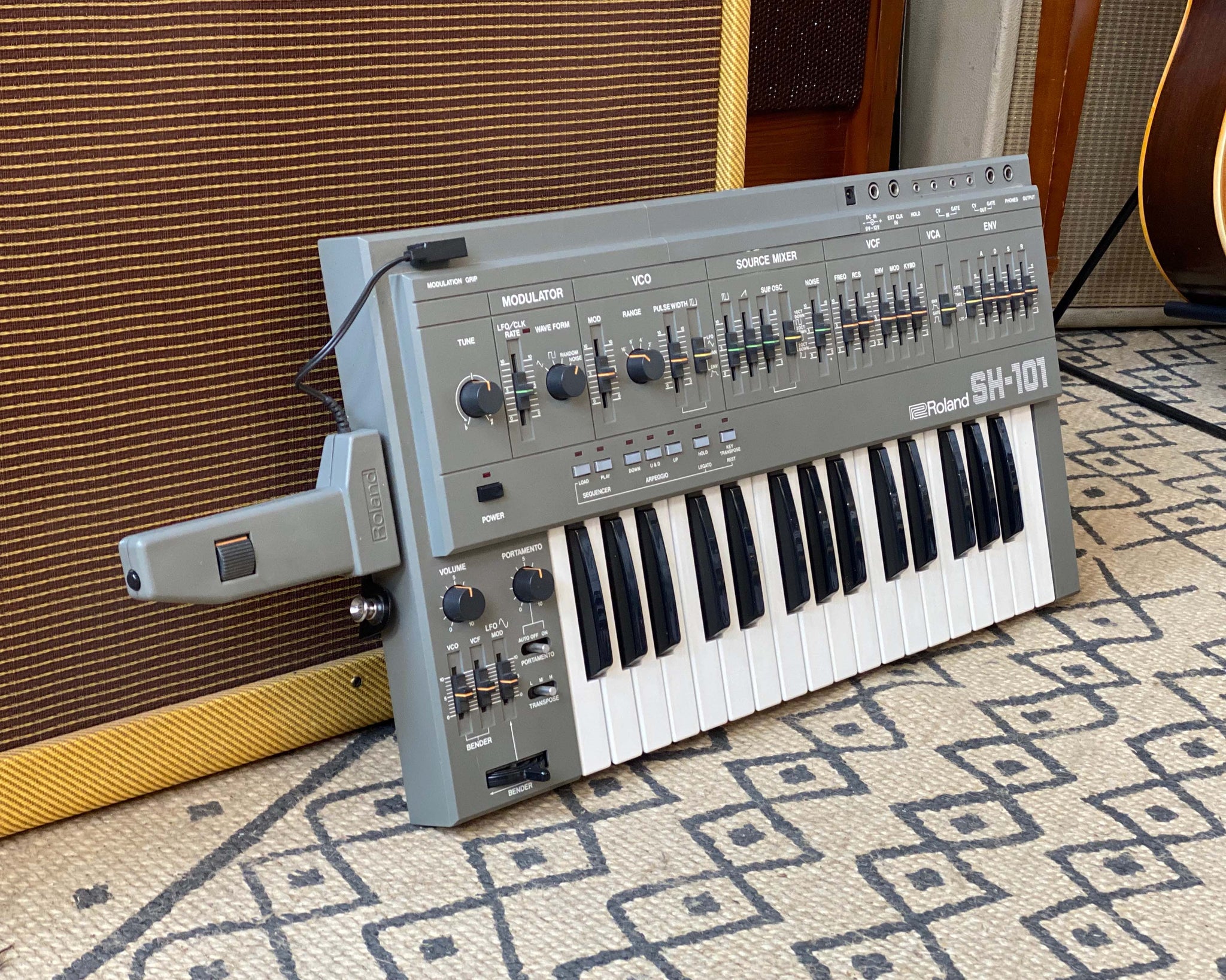 Roland SH-101 - Grey – Found Sound