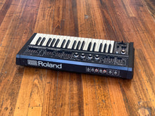 Load image into Gallery viewer, Roland SH-2
