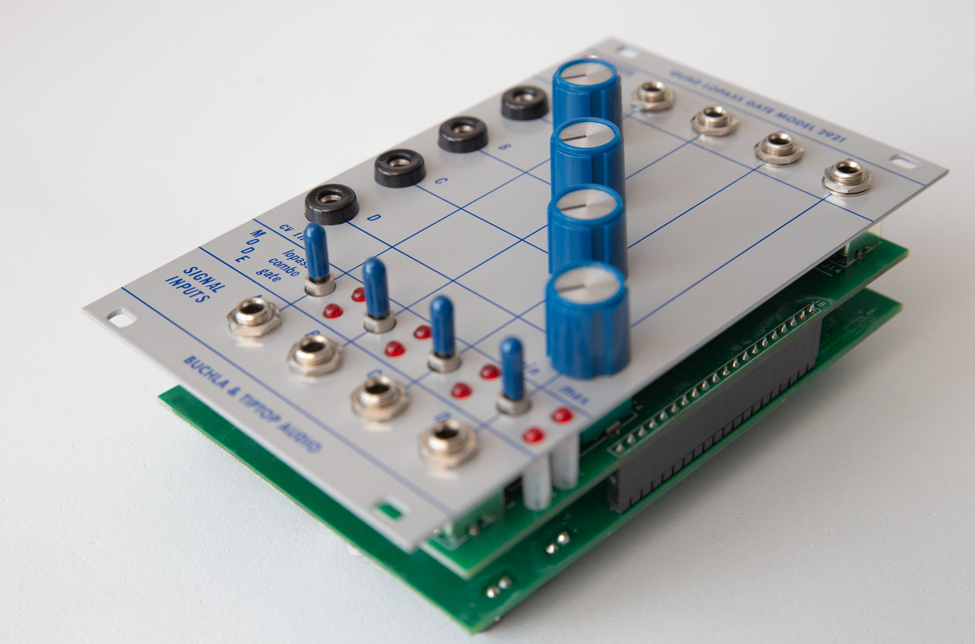 Tiptop Audio Buchla 292t Quad Lopass Gate – Found Sound Tiptop Audio Buchla 292t Quad Lopass Gate – Found Sound