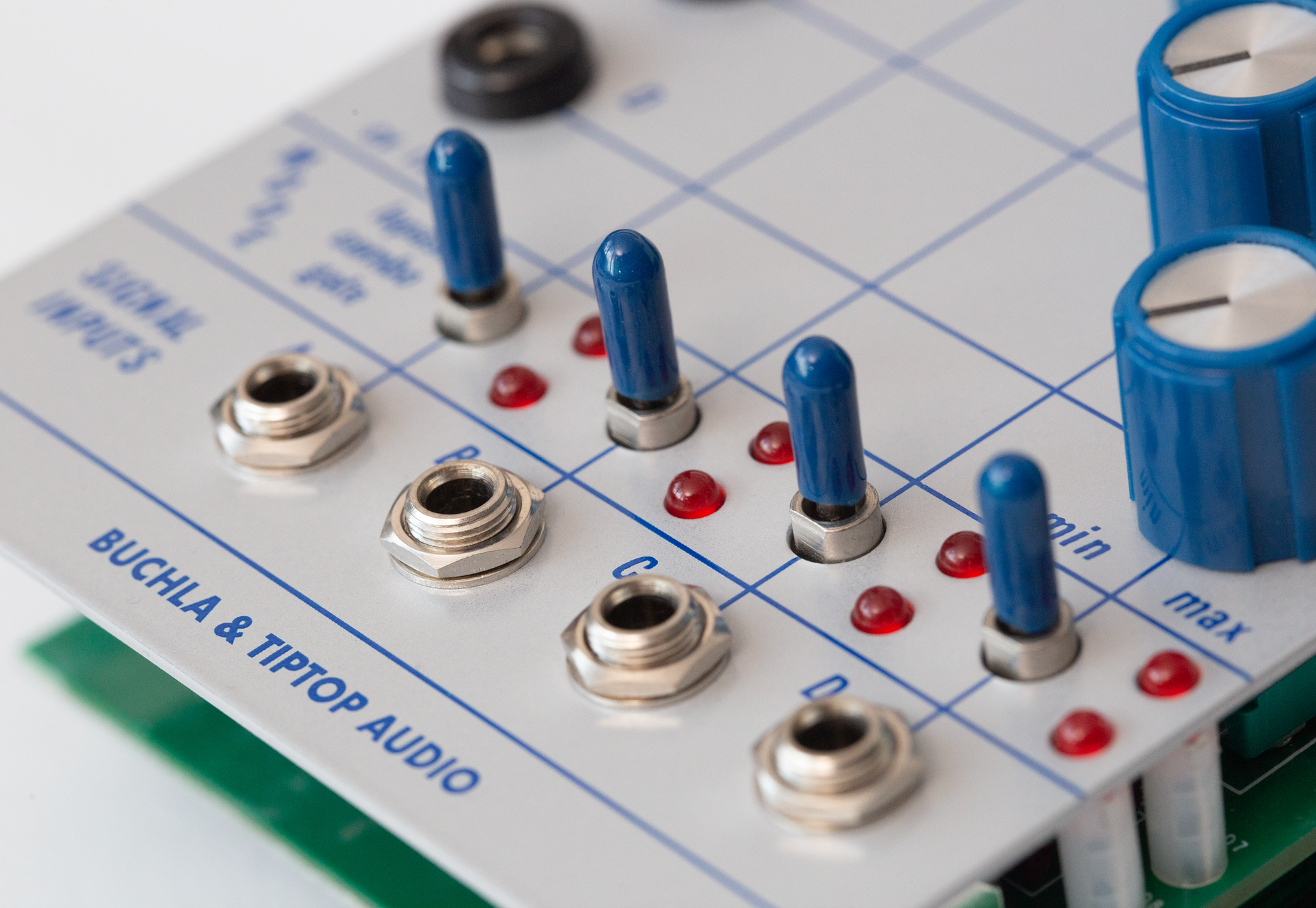 Tiptop Audio Buchla 292t Quad Lopass Gate – Found Sound Tiptop Audio Buchla 292t Quad Lopass Gate – Found Sound