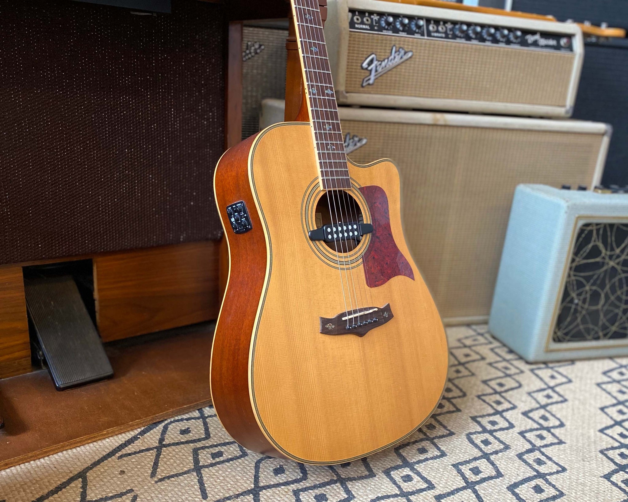 Tanglewood tw top 900 ce