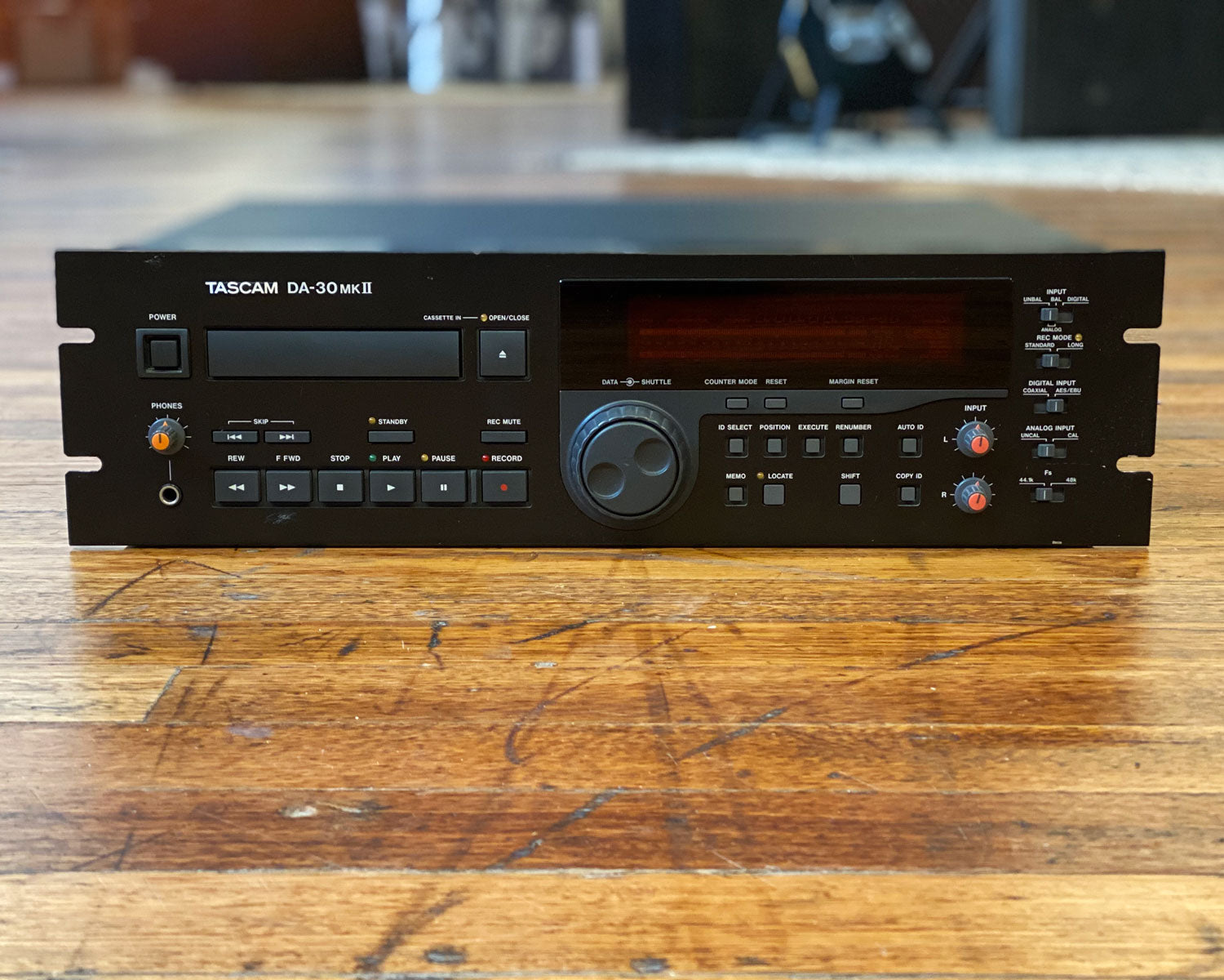 その他 TASCAM DA-30 mk2 Tascam DA-30 MkII – Found Sound