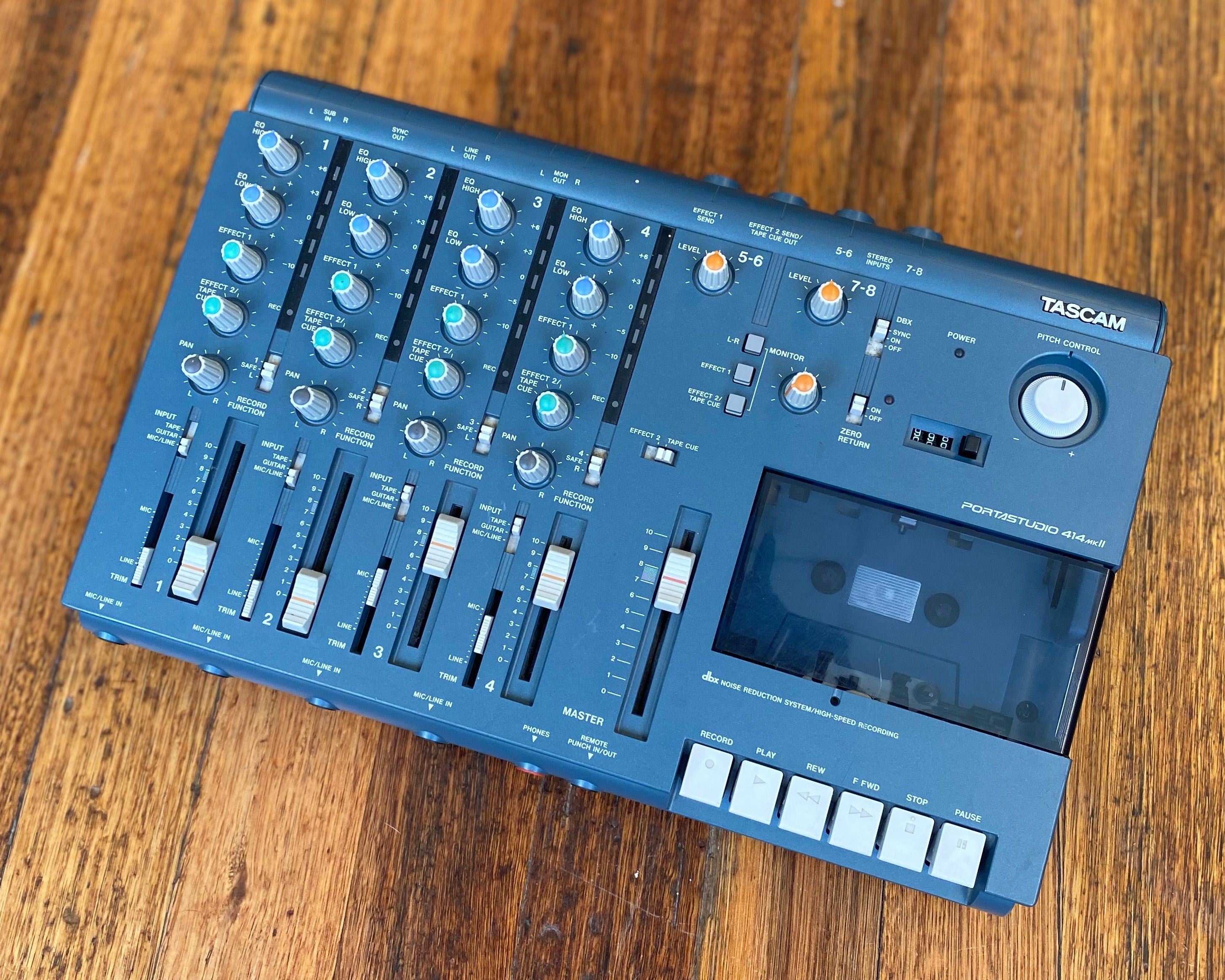 Tascam_Portastudio_414_MKII_sk