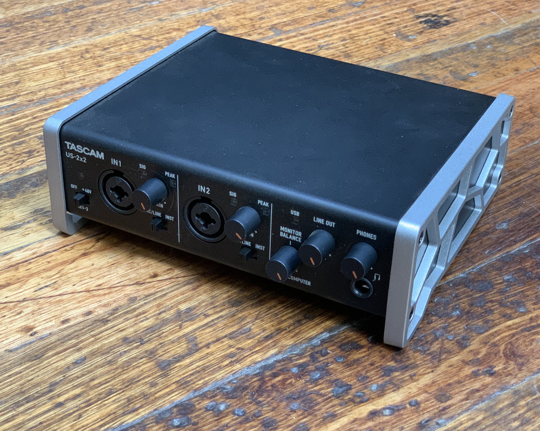 Tascam US-2x2 – Found Sound