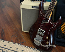 Load image into Gallery viewer, &#39;67 Tokai Gakki Humming Bird - w/ Onboard Fuzz Circuit! 🇯🇵
