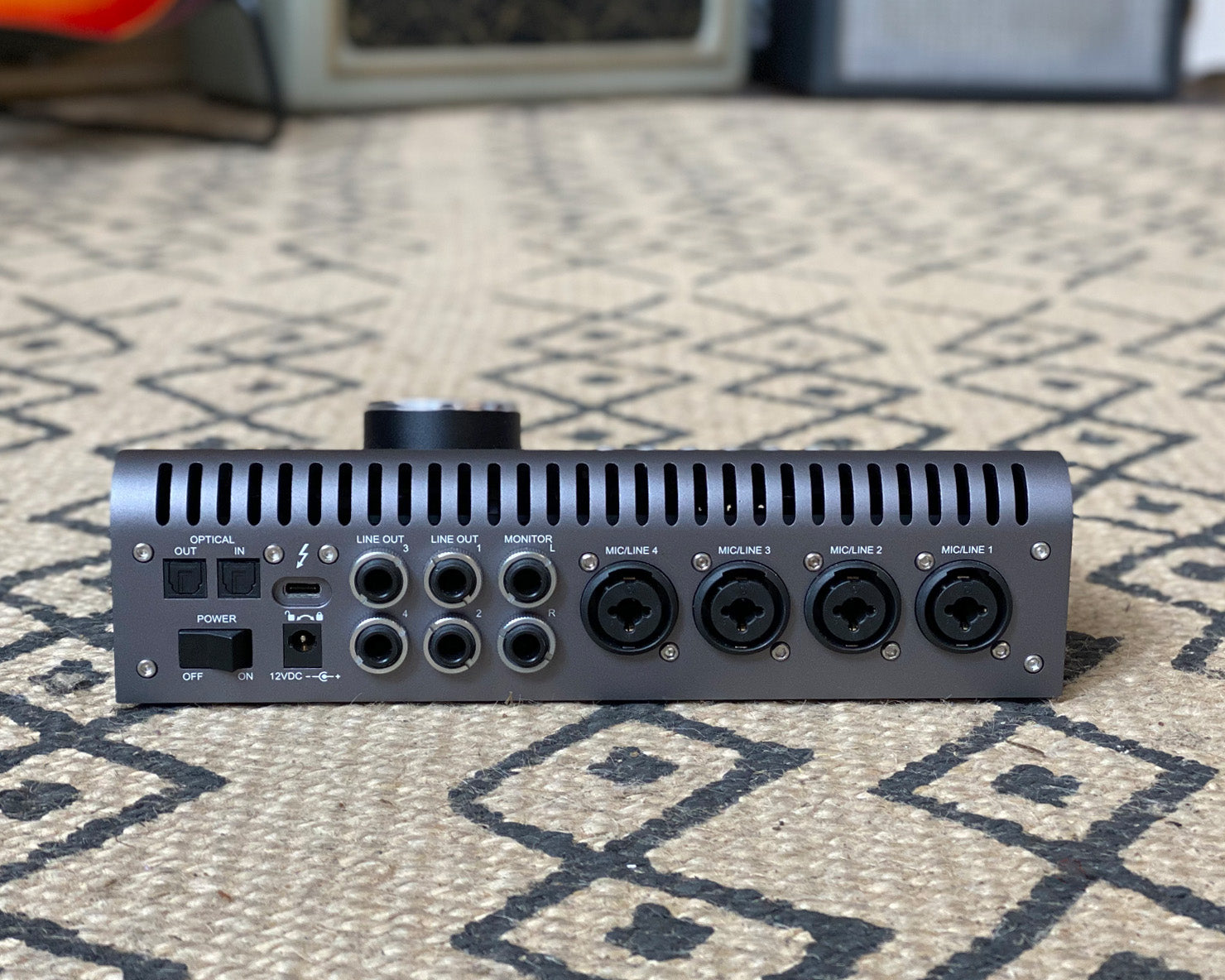 オマケあり】UAD-2 Satellite octo core Apollo オマケあり】UAD-2