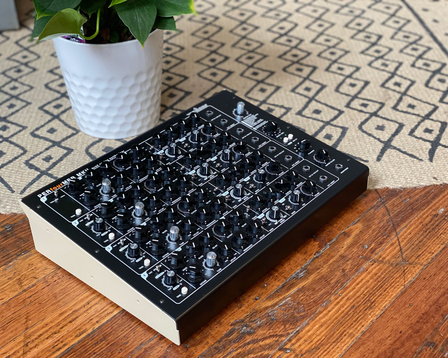 Vermona PERfourMER MkII – Found Sound