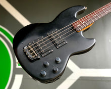 Load image into Gallery viewer, &#39;82 Wal MK1 - Matte Black
