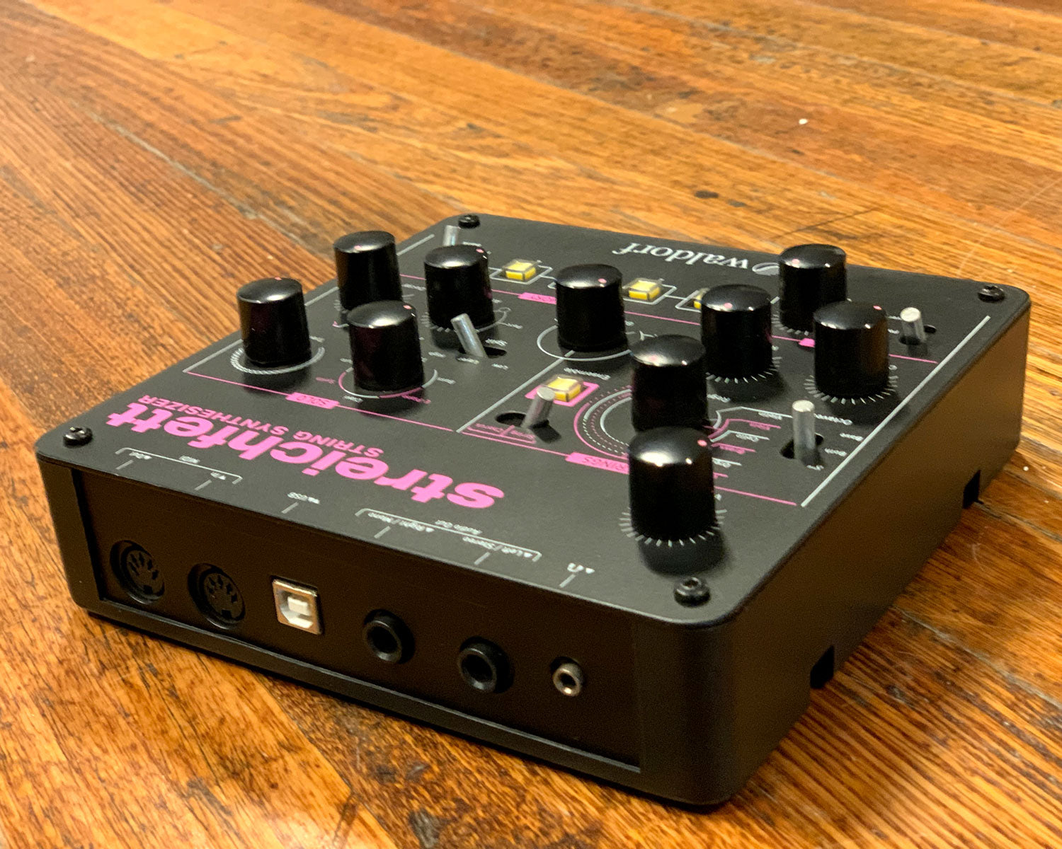 Streichfett online string synthesizer