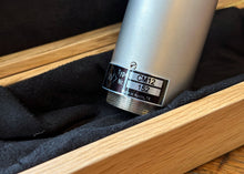 Load image into Gallery viewer, Wunder CM12 Valve Condenser Microphone with original Case
