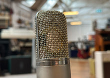 Load image into Gallery viewer, Wunder CM12 Valve Condenser Microphone with original Case
