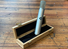 Load image into Gallery viewer, Wunder CM12 Valve Condenser Microphone with original Case
