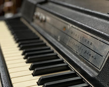 Load image into Gallery viewer, Wurlitzer 200 Student Electronic Piano

