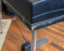 Load image into Gallery viewer, Wurlitzer 200 Student Electronic Piano
