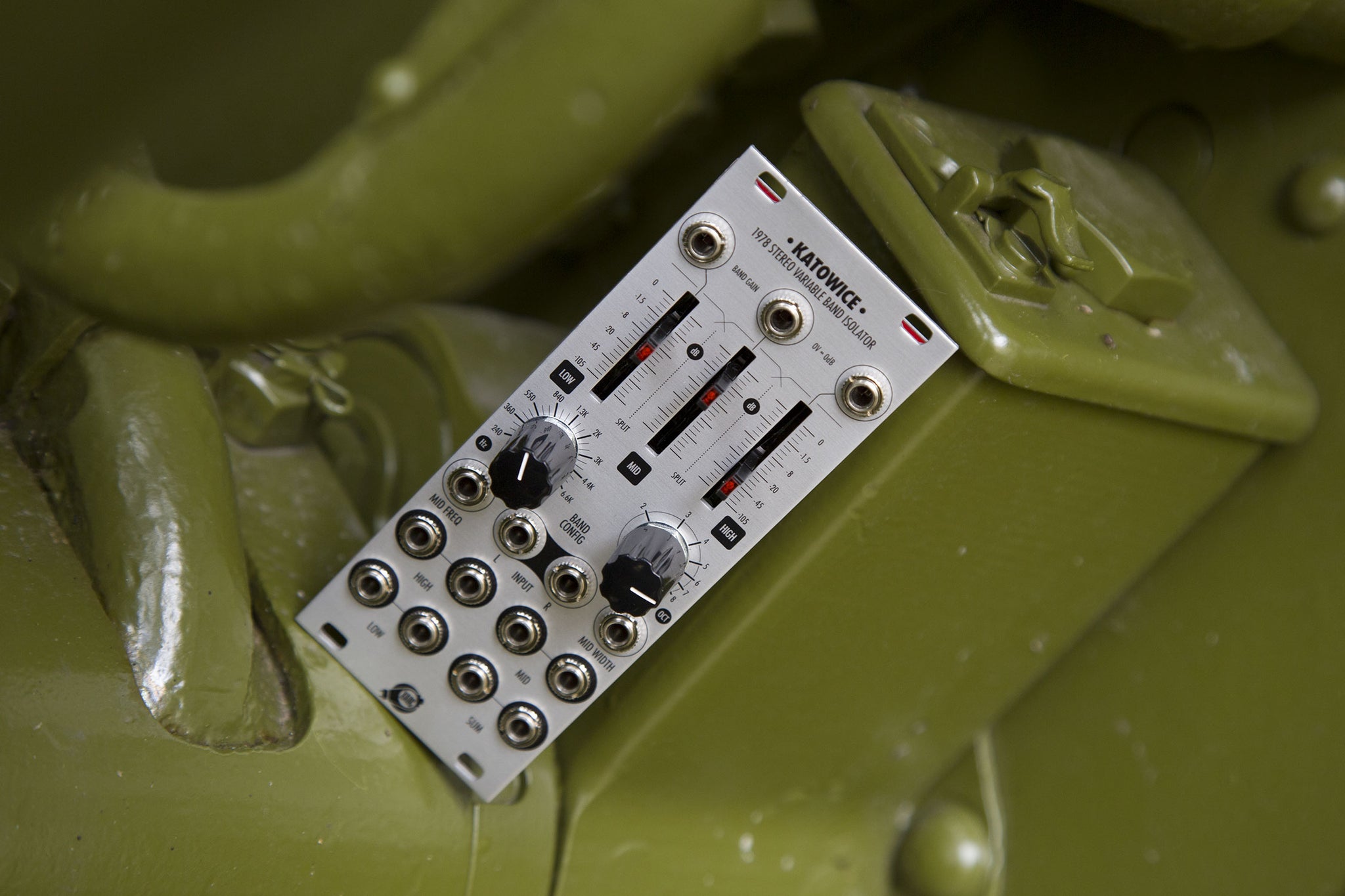 XAOC Devices Katowice 1978 Stereo Variable Band Isolator – Found Sound