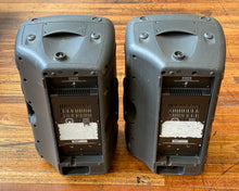 Load image into Gallery viewer, YAMAHA EMX5016CF w/ Speaker Bundle
