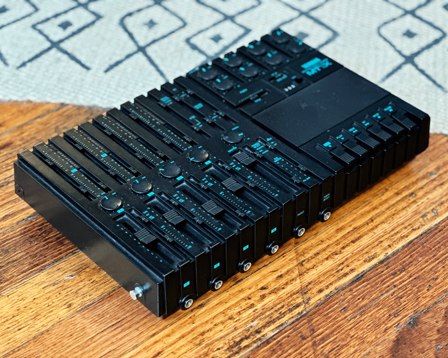 YAMAHA ヤマハ Multitrack Cassette Recorder Yamaha MT4X Multitrack Cassette Recorder 1990s - Black