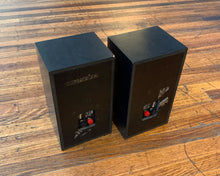 Load image into Gallery viewer, YAMAHA NS-10M STUDIO
