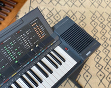 Load image into Gallery viewer, Yamaha Portasound PSR-6300
