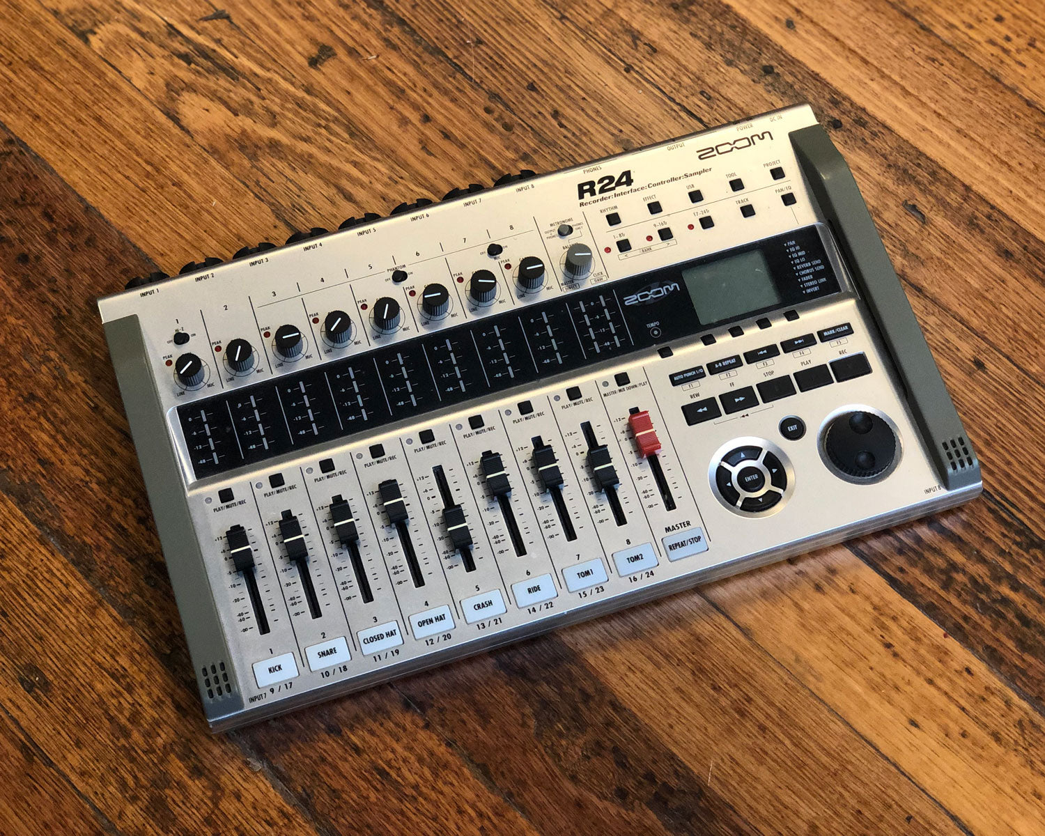 Zoom R24 – Found Sound