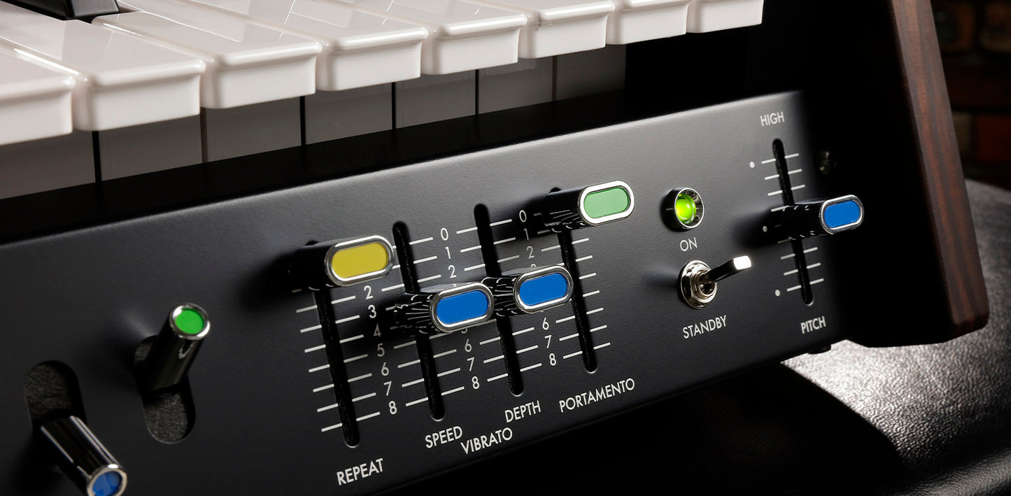 Limited Edition KORG Mini700s miniKORG 700FS Analogue Synthesizer