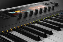 Load image into Gallery viewer, Native Instruments Komplete Kontrol S88 MK2 With 88-Key Hammer-Action Fatar Keybed
