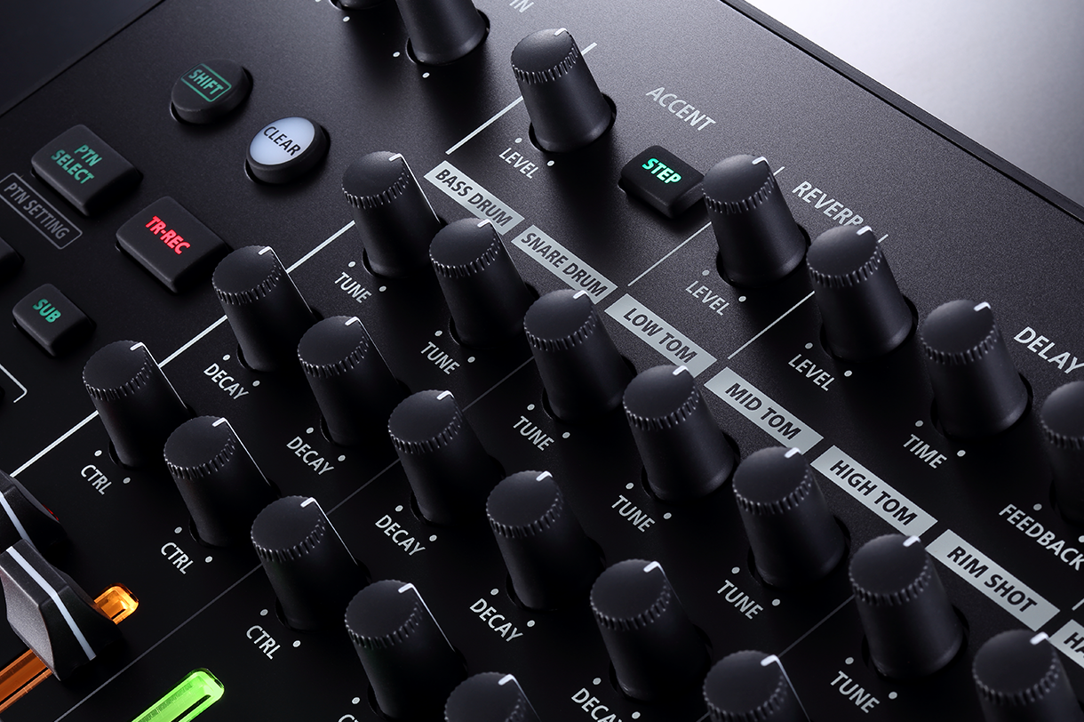 Roland TR-8S Rhythm Performer Drum Machine w/ Sample Playback