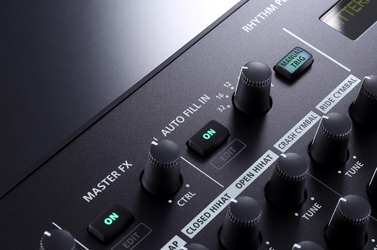 Roland TR-8S Rhythm Performer Drum Machine w/ Sample Playback