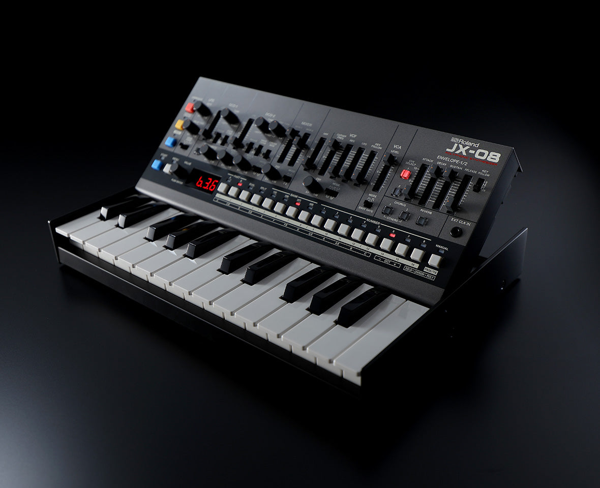 Roland JX-08 Synthesiser